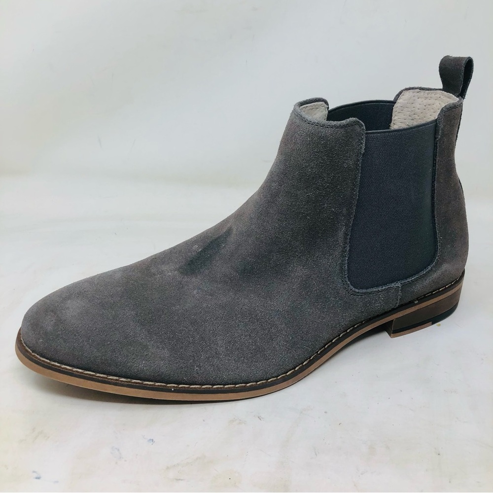 New without box Cestfini Gray Suede Chelsea Boots.